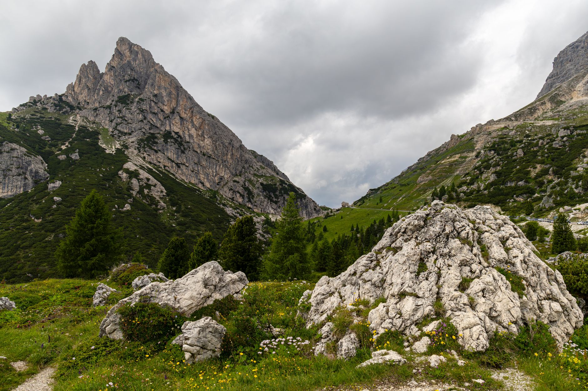 Dolomites peak ridge panorama
